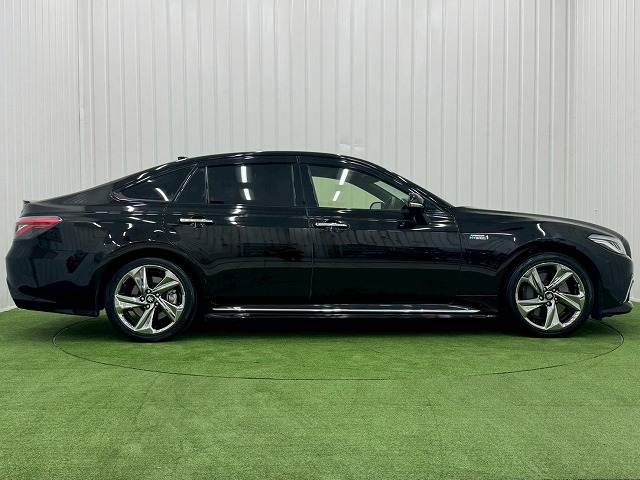 トヨタ クラウンハイブリッドの画像14