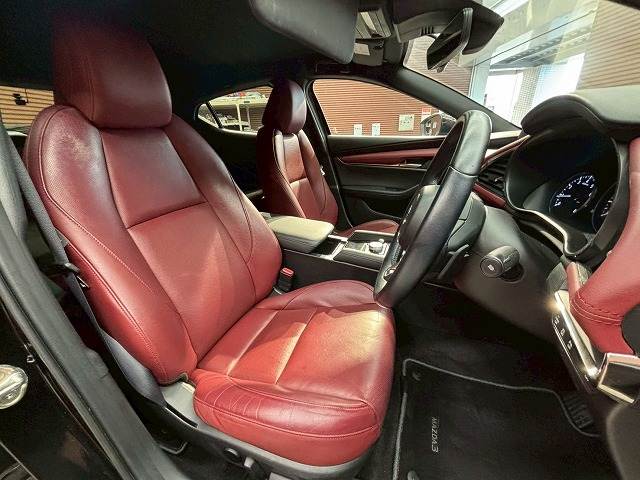 マツダ MAZDA3 FASTBACKの画像8