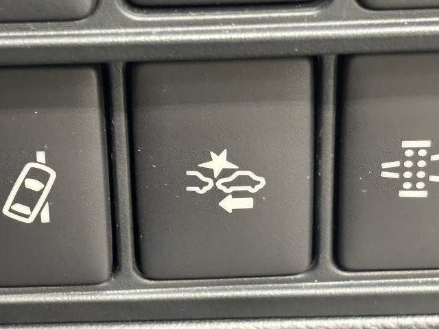 ハイラックス◆ディーゼル Z“Black Rally Edition” 内装他