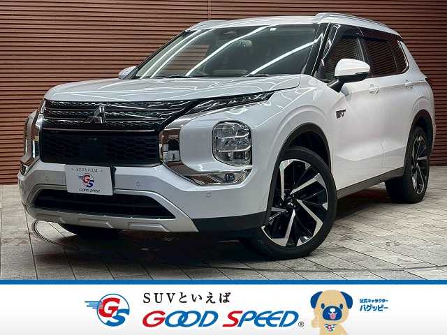 三菱アウトランダーPHEV◆G 7人乗り