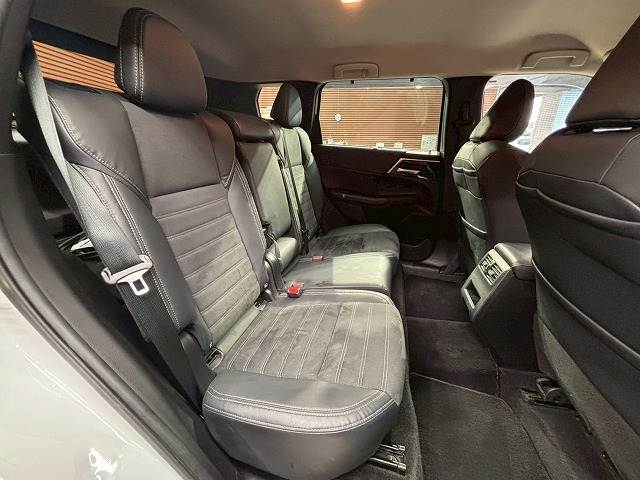 三菱 アウトランダーPHEVの画像9