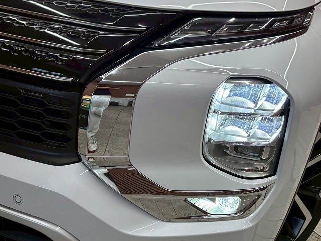 三菱 アウトランダーPHEVの画像10