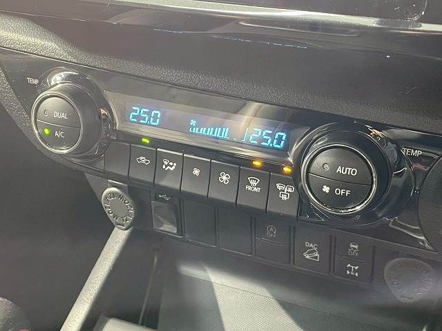 トヨタ ハイラックスの画像12