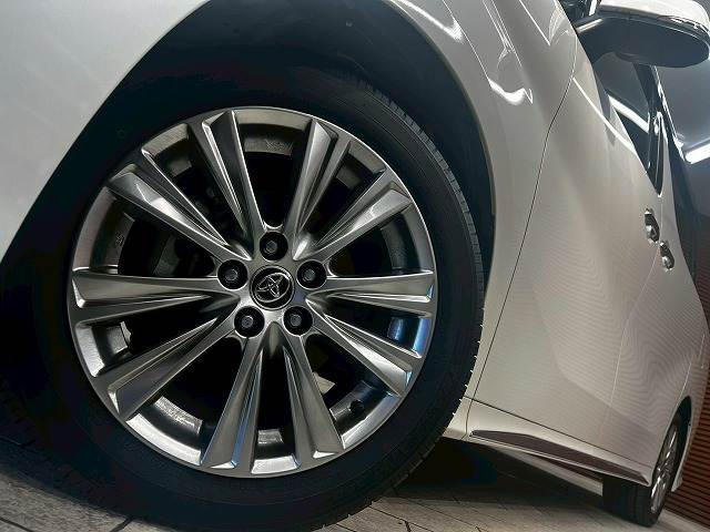 トヨタ ヴェルファイアの画像11