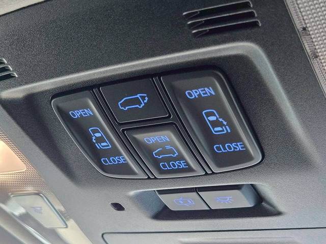 トヨタ ヴェルファイアの画像15