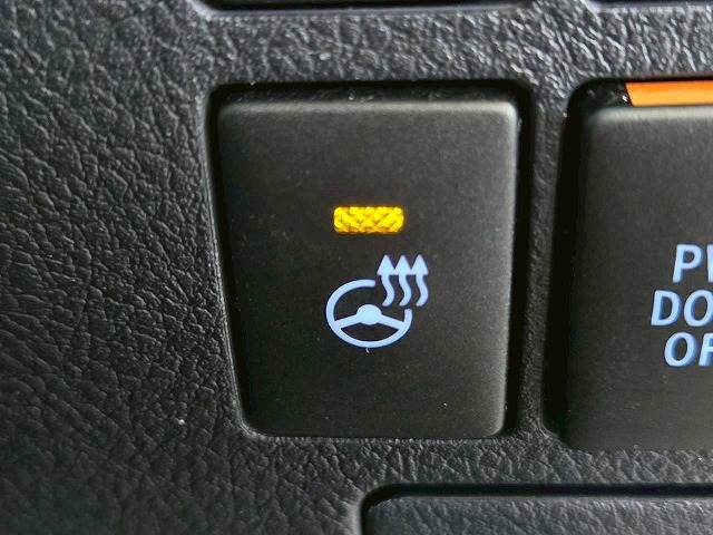 トヨタ ヴェルファイアの画像16