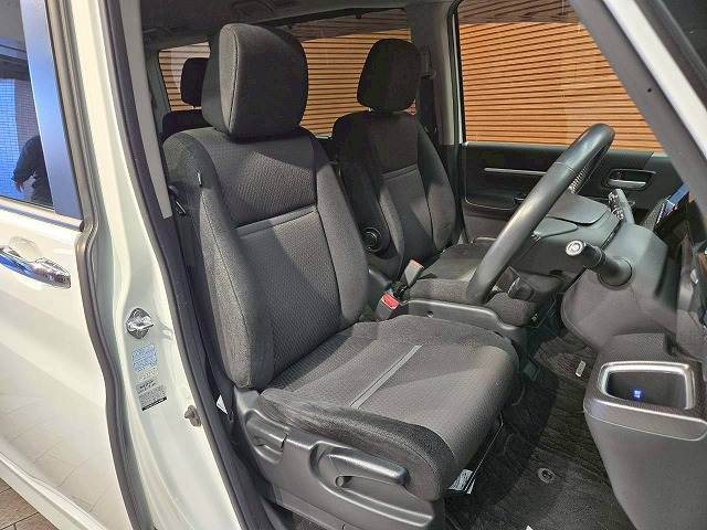 ホンダ ステップワゴンスパーダハイブリッドの画像8