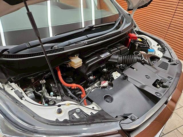 ホンダ ステップワゴンスパーダハイブリッドの画像14