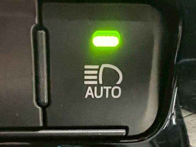 トヨタ プリウスの画像16