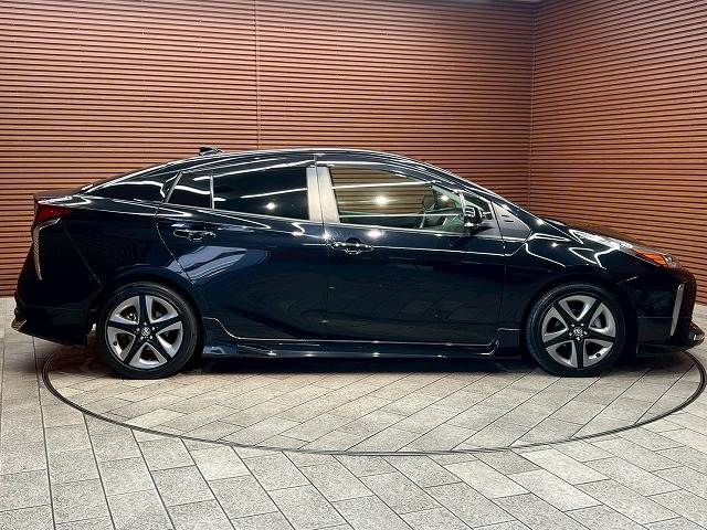 トヨタ プリウスの画像18