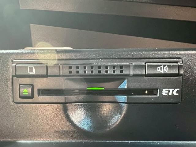 トヨタ エスティマの画像16