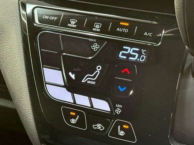 三菱 eKクロスの画像12