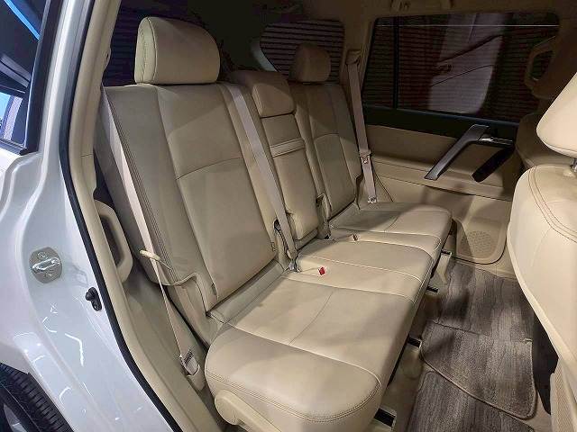 トヨタ&nbsp;ランドクルーザープラドの画像9