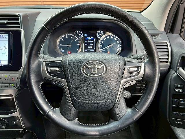 トヨタ ランドクルーザープラドの画像13