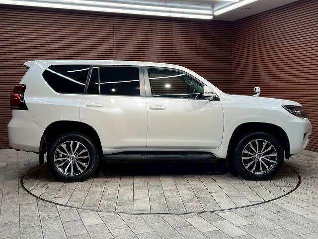 トヨタ ランドクルーザープラドの画像18