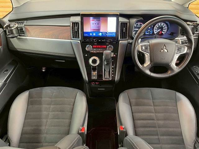 デリカD5◆JASPER 8人乗り 内装他