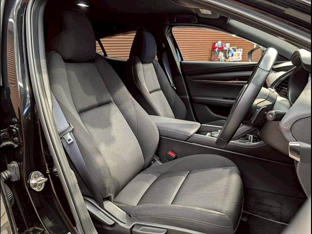 マツダ&nbsp;MAZDA3 FASTBACKの画像8