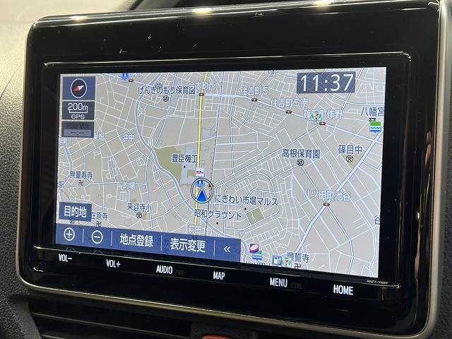 トヨタ ヴォクシーハイブリッドの画像3