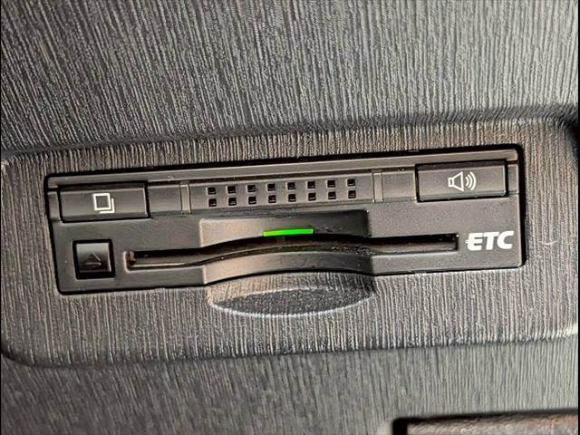 トヨタ&nbsp;プリウスαの画像7