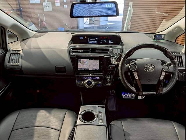 トヨタ&nbsp;プリウスαの画像16