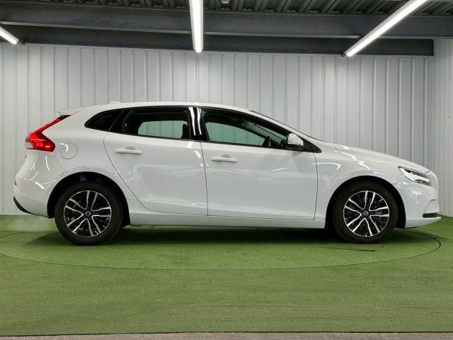 ボルボ V40の画像15