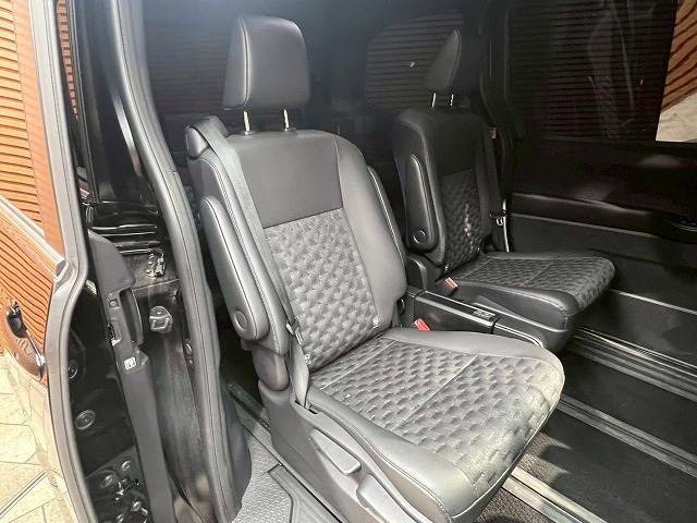 トヨタ&nbsp;ヴォクシーの画像8