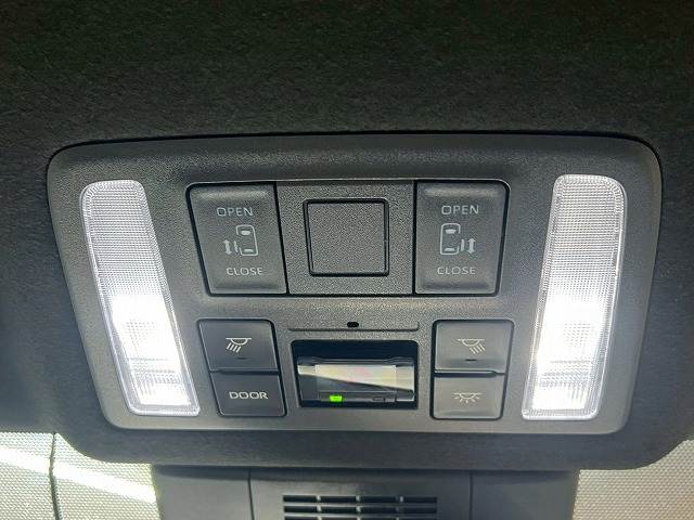 トヨタ&nbsp;ヴォクシーの画像15