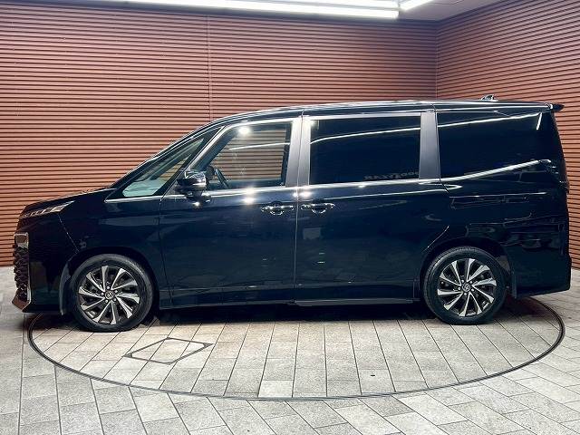 トヨタ&nbsp;ヴォクシーの画像18