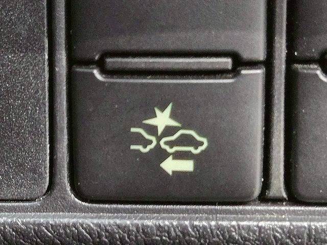 トヨタ&nbsp;カローラフィールダーハイブリッドの画像5