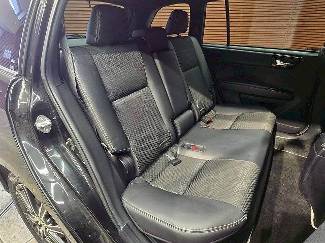 トヨタ&nbsp;カローラフィールダーハイブリッドの画像9