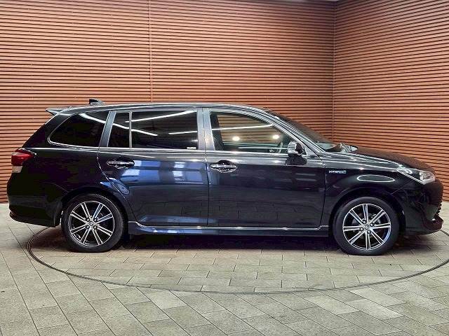 トヨタ&nbsp;カローラフィールダーハイブリッドの画像18