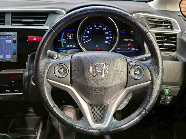 ホンダ&nbsp;フィットハイブリッドの画像13