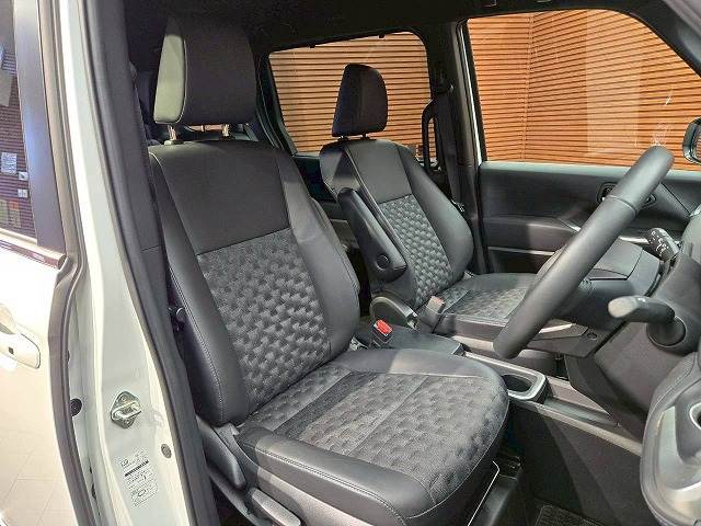 トヨタ&nbsp;ヴォクシーの画像8