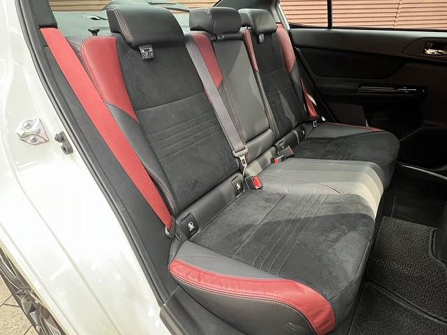 スバル WRX STIの画像9