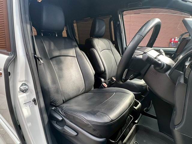 トヨタ&nbsp;ヴォクシーの画像8