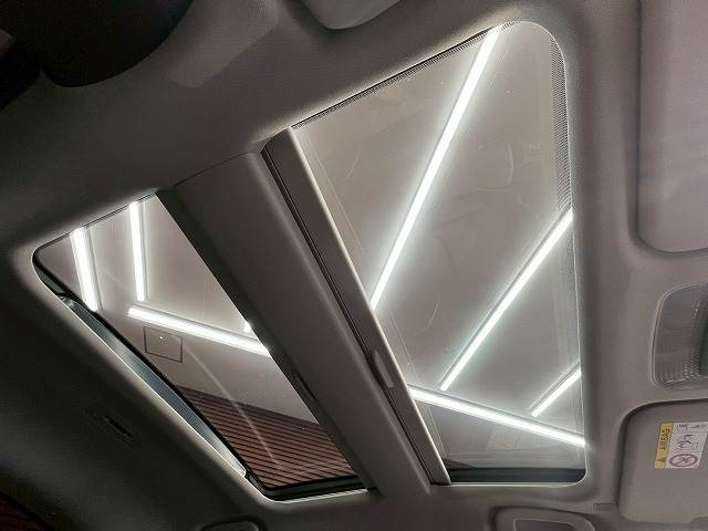 トヨタ&nbsp;プリウスの画像5