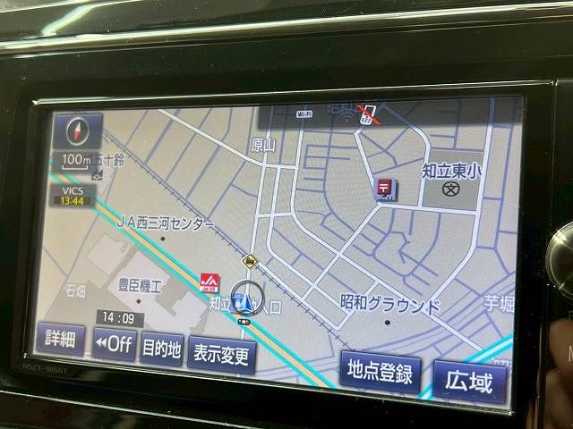 プリウスα◆S “tune BLACKII” 5人乗り 内装他