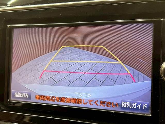 プリウスα◆S “tune BLACKII” 5人乗り 内装他