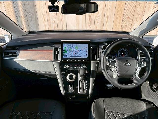 三菱&nbsp;デリカD5の画像3