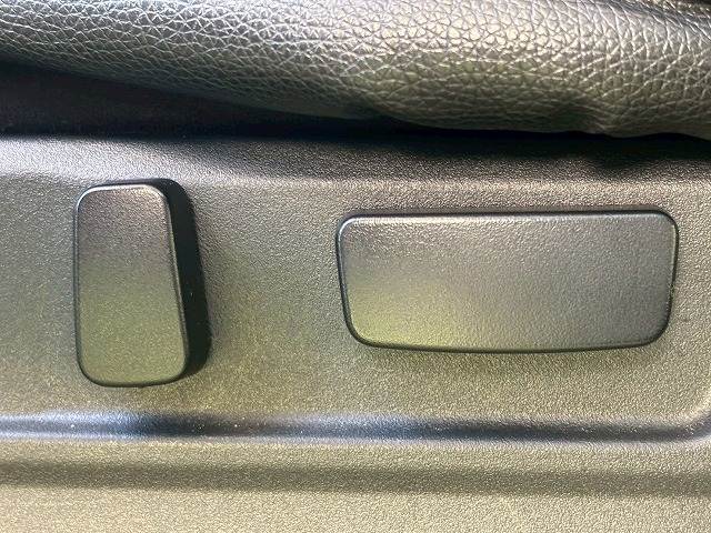 三菱&nbsp;デリカD5の画像11