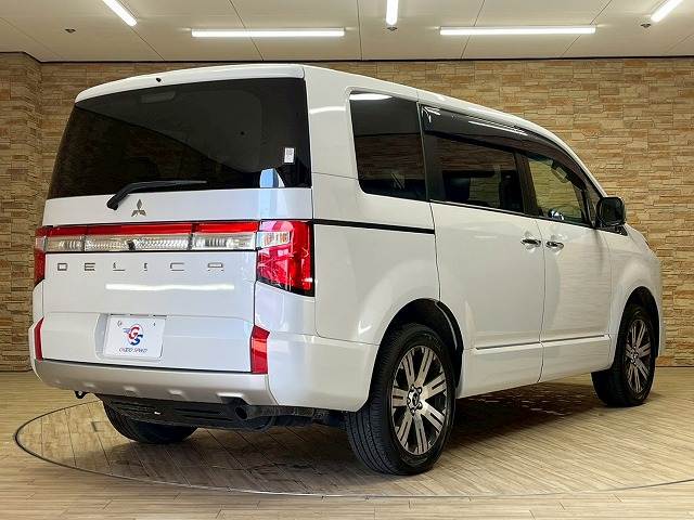 三菱&nbsp;デリカD5の画像16