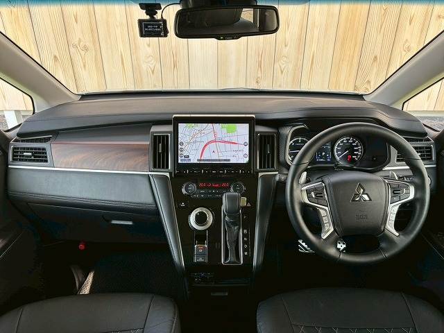 三菱&nbsp;デリカD5の画像3