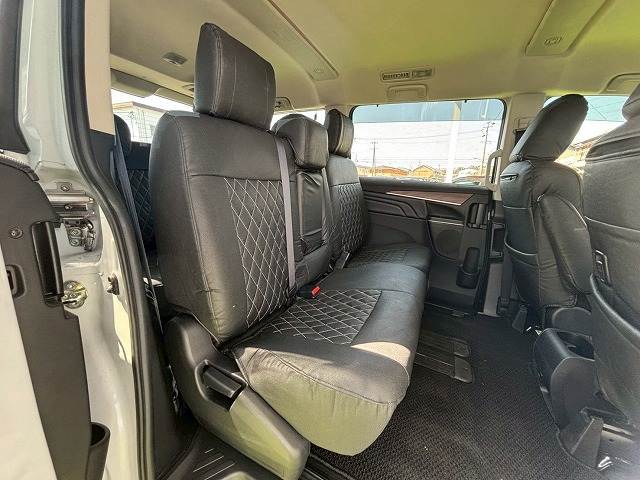 三菱&nbsp;デリカD5の画像13