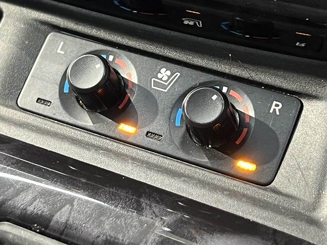 アルファード◆S“C パッケージ”7人乗り 内装他