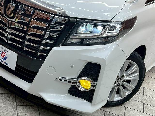 トヨタ アルファードの画像11