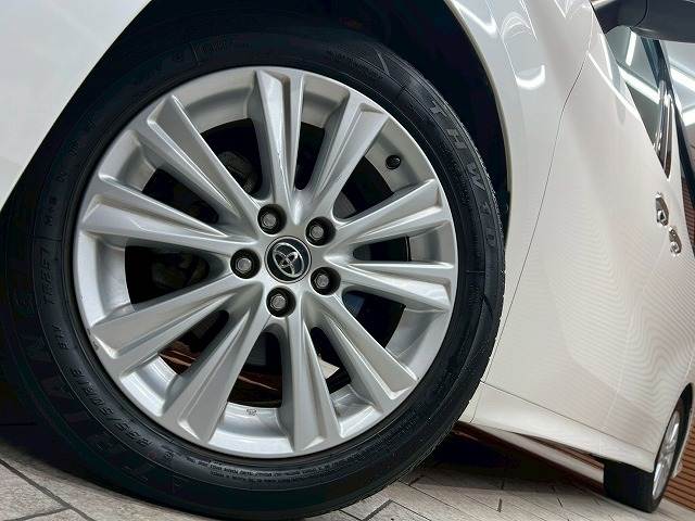 トヨタ アルファードの画像12