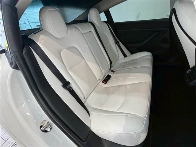 テスラ&nbsp;Model 3の画像10