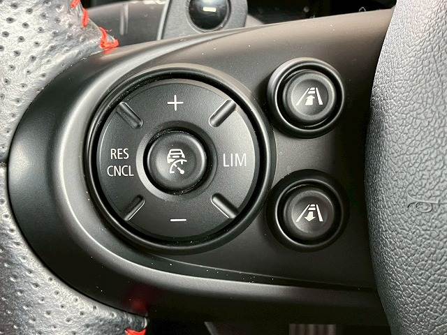 BMW MINI JOHN COOPER WORKSの画像7