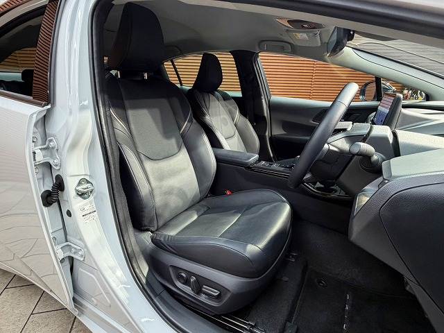 トヨタ&nbsp;プリウスの画像8