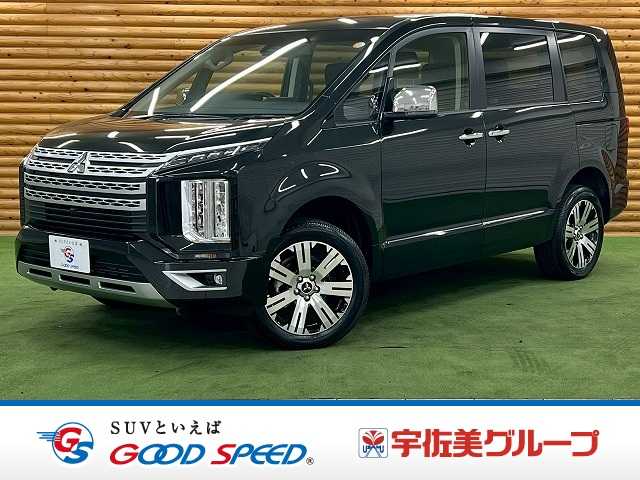 三菱 デリカD5 ◆P 8人乗り 外観